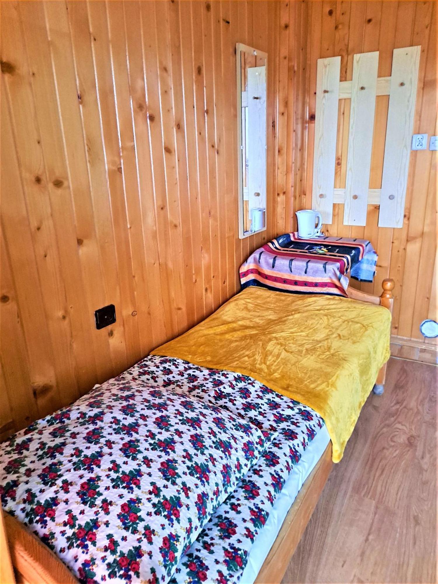"Harnas" Zab-Bustryk Hotel Phòng bức ảnh