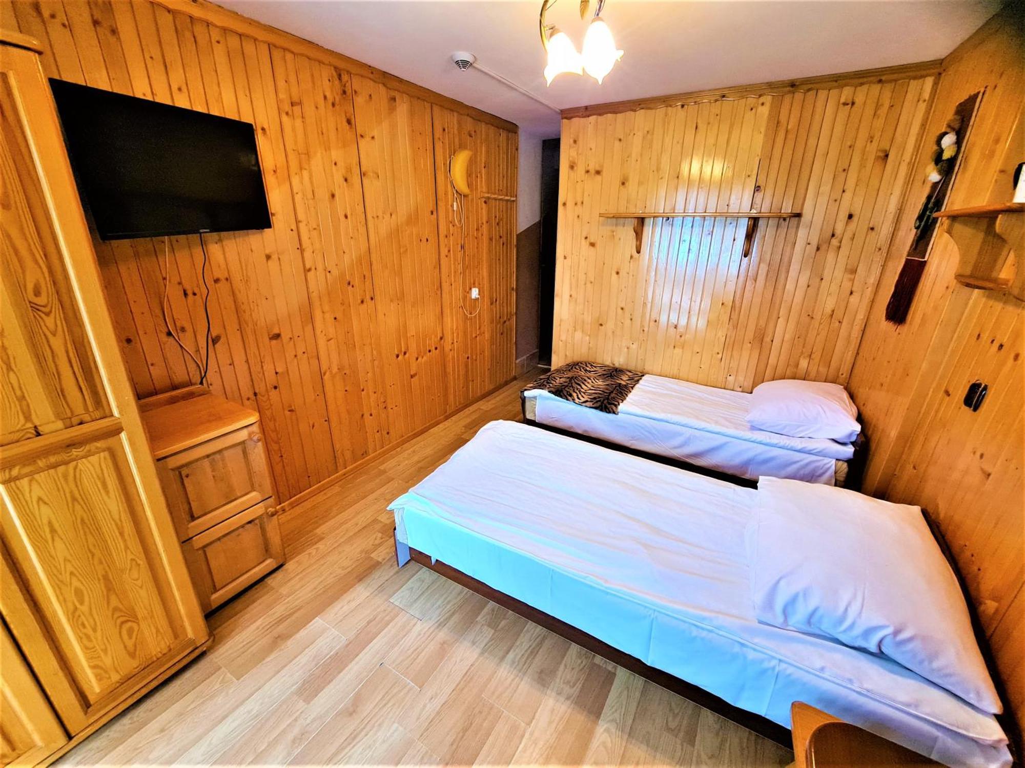 "Harnas" Zab-Bustryk Hotel Phòng bức ảnh