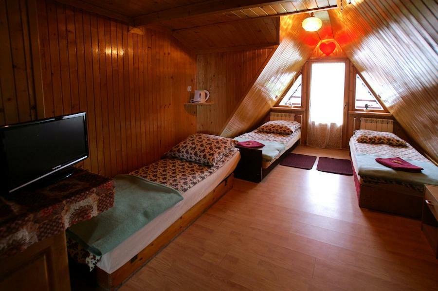 "Harnas" Zab-Bustryk Hotel Ngoại thất bức ảnh